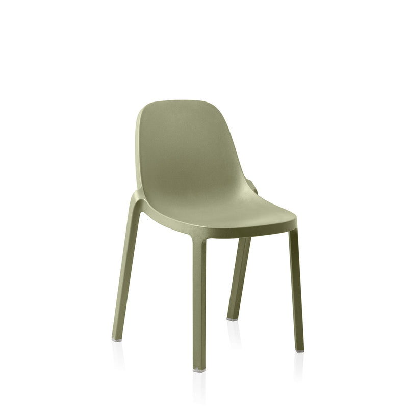 The Broom Chair: Philippe Starck's Chair Made From Swept-Up Factory Waste