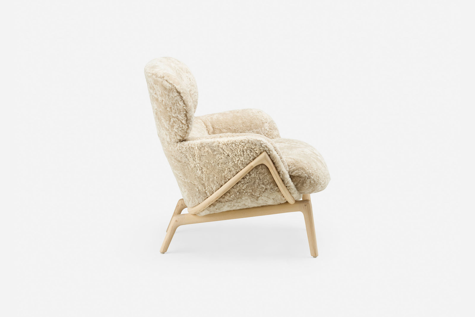 ELYSIA LOUNGE CHAIR — shot 36
