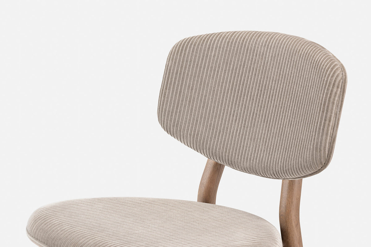 BUTTERFLY CHAIR — shot 25