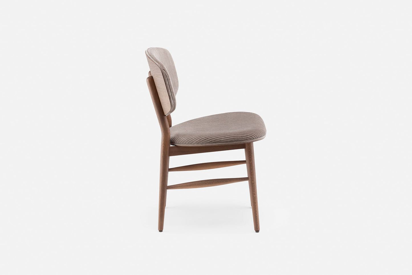 BUTTERFLY CHAIR — shot 20
