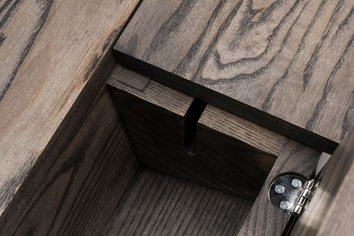 ORSON DESK — shot 13