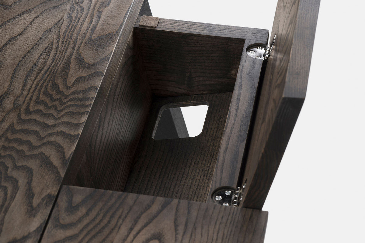 ORSON DESK — shot 14