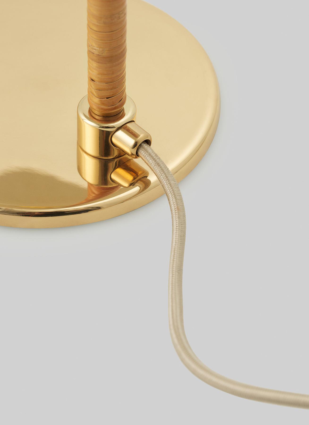 9602 Floor Lamp — C2 9602 Floor Lamp Brass Wicker Willow