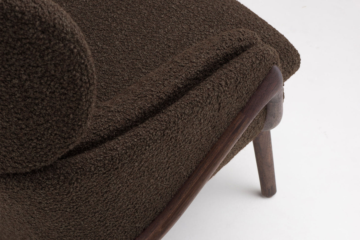 ELYSIA LOUNGE CHAIR — shot 64