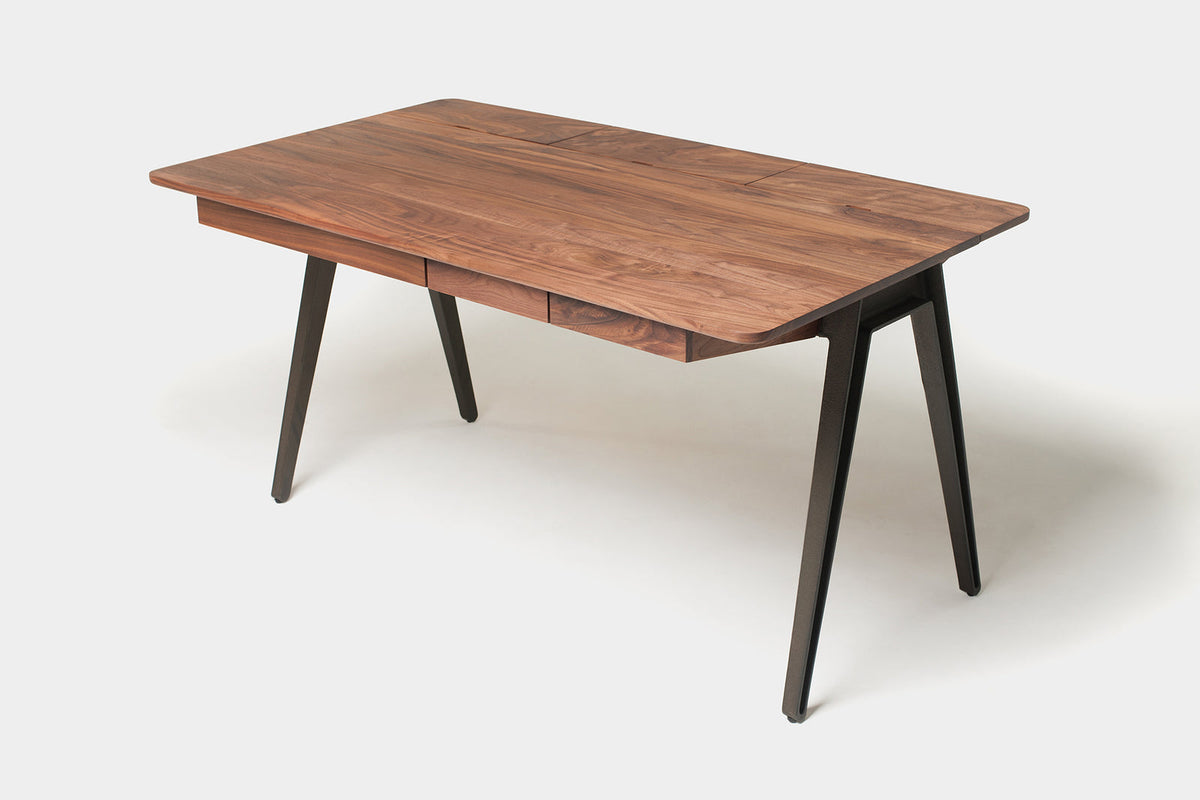 ORSON DESK — shot 18