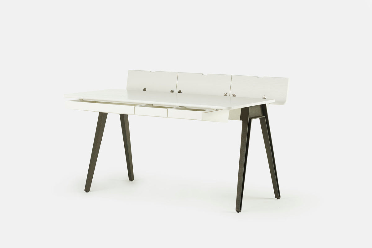 ORSON DESK — shot 20