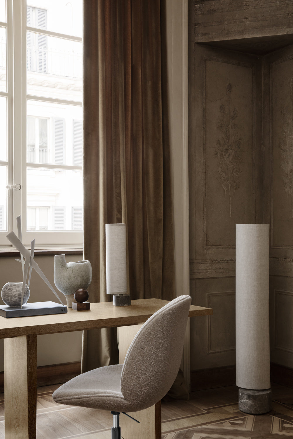 Beetle Height-Adjustable Meeting Chair by GUBI — Lifestyle Images 5 of 7