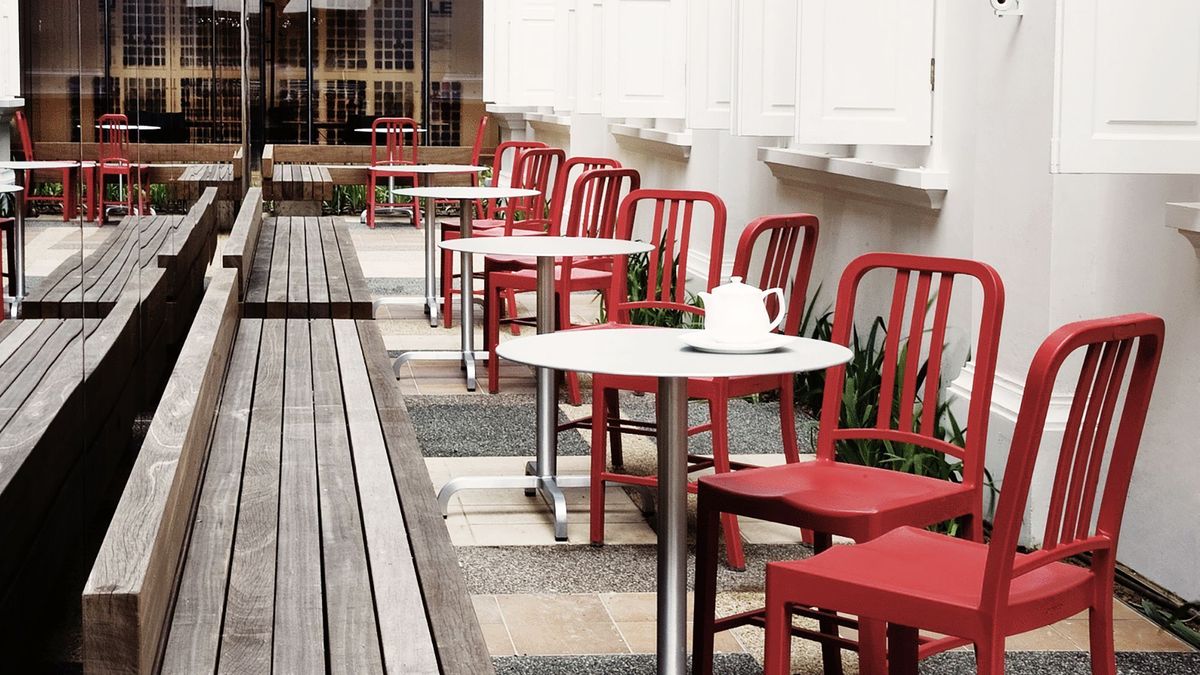 111 Navy Chair — Emeco (source: emeco.net)