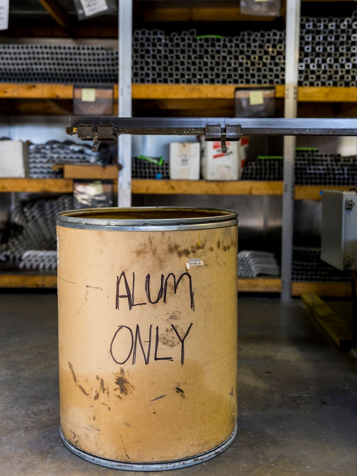 1006 Navy Stool — Emeco (source: emeco.net)