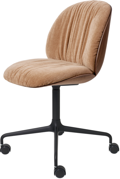 Beetle Soft Meeting Chair by GUBI — Packshots 5 of 7