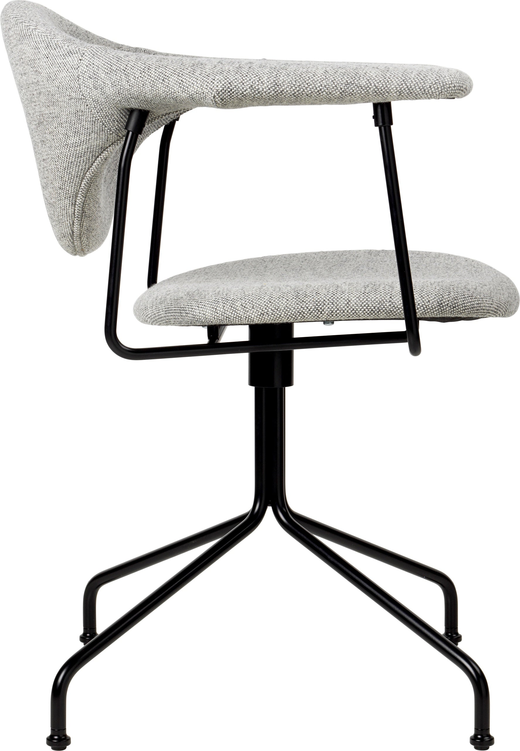 Masculo Meeting Chair by GUBI — Packshots 7 of 7