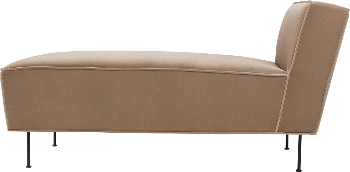Modern Line Chaise Longue by GUBI — Packshots 3 of 6