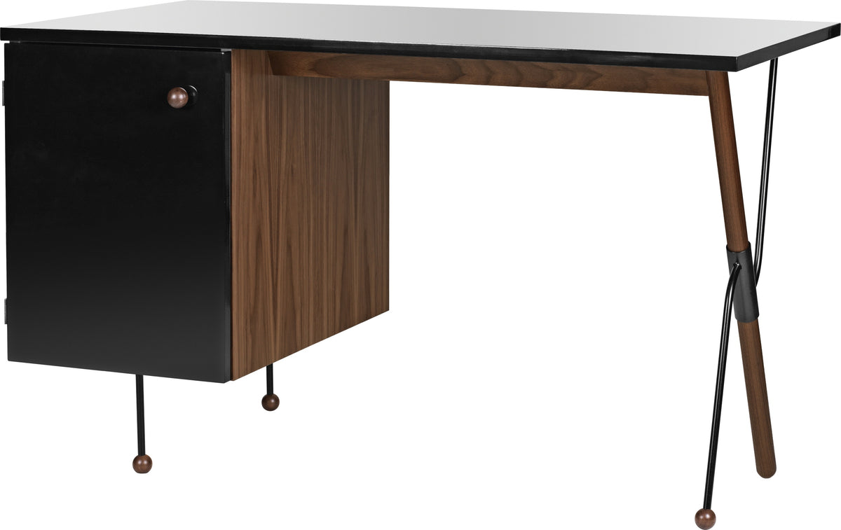 62 Desk by GUBI — Packshots 2 of 7