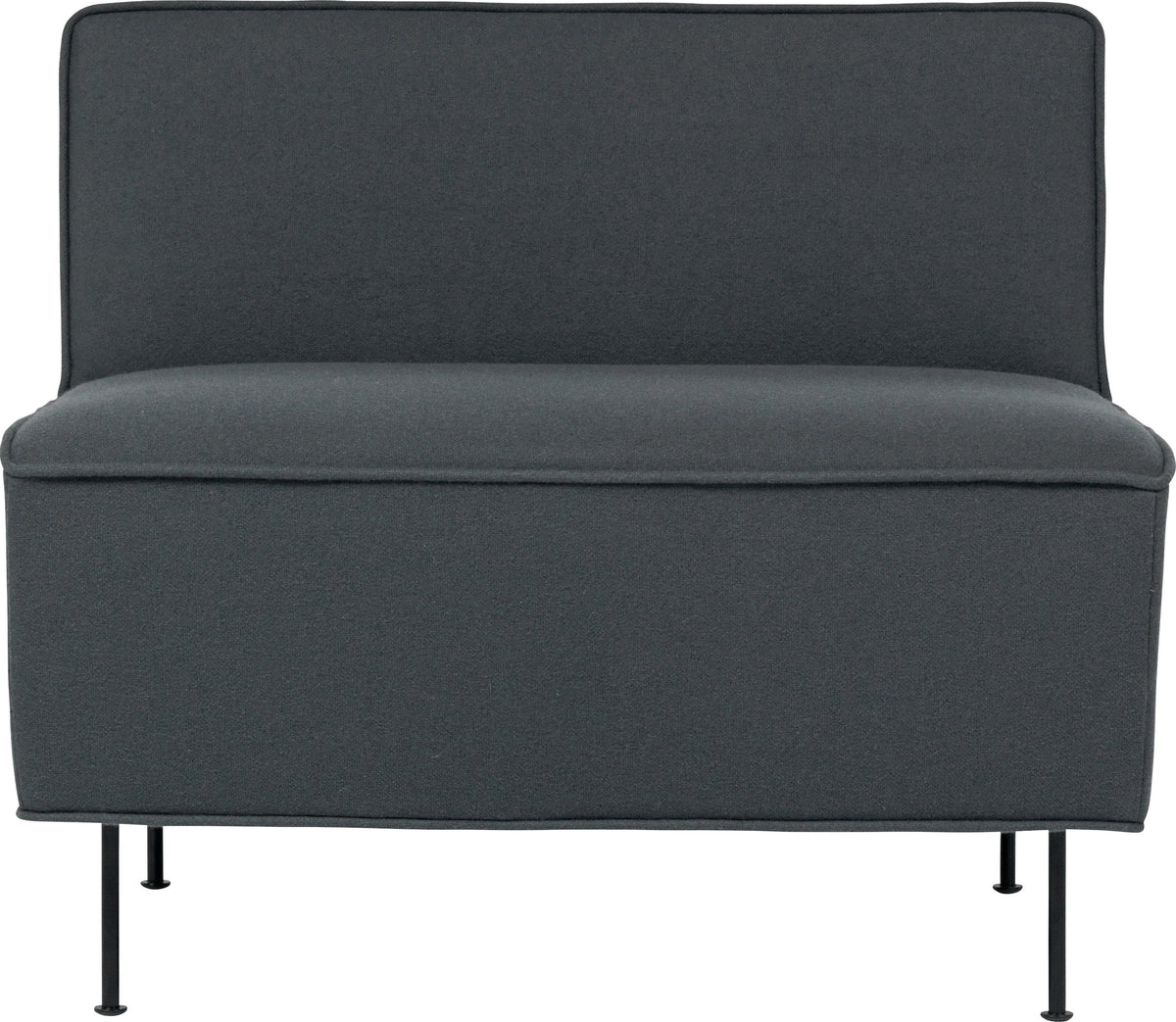 Modern Line Lounge Chair by GUBI — Packshots 3 of 6