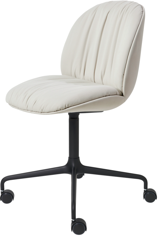 GUBI Beetle Soft Meeting Chair by GamFratesi - official product view