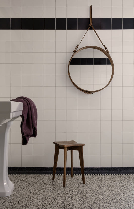 GUBI Trèfle Stool - official product view