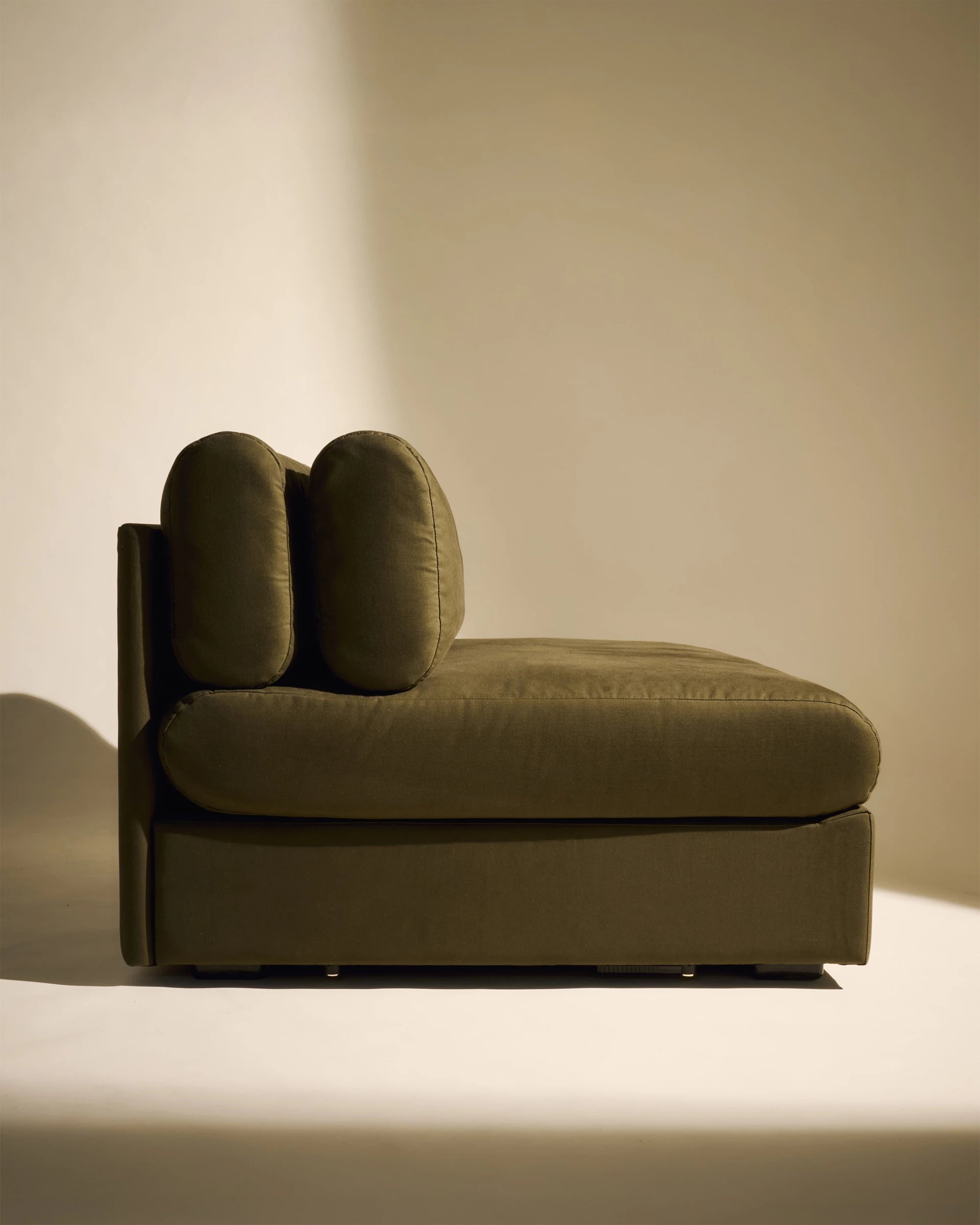 Elogio Left Armrest Module by GUBI shown in an interior setting, view 4