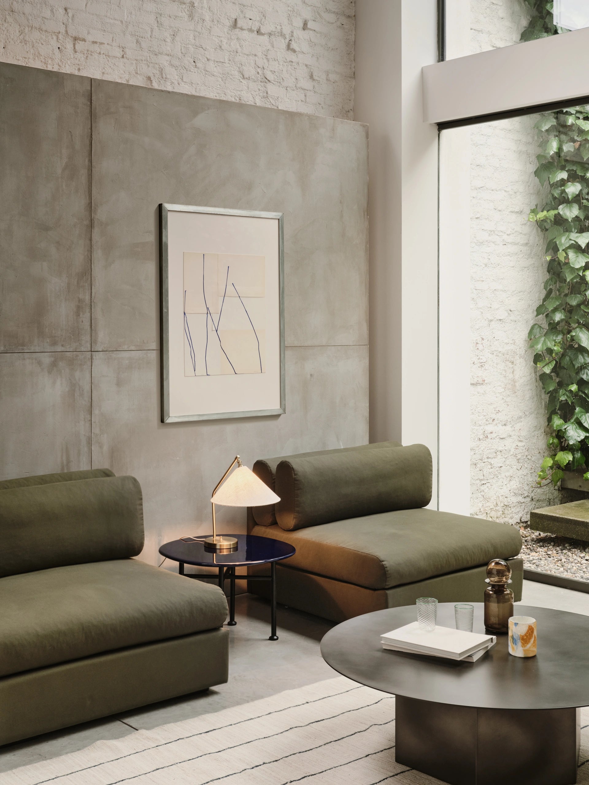 Elogio Mid-Section Module by GUBI shown in an interior setting
