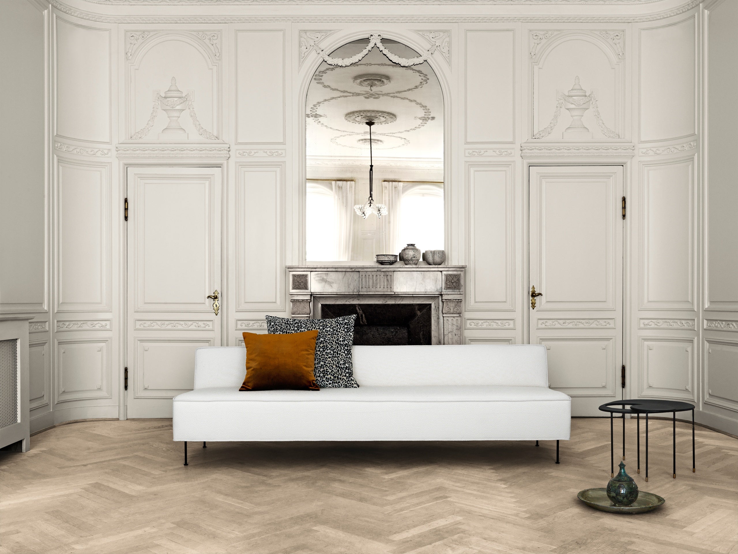 Kangourou Side Table by GUBI shown in an interior setting