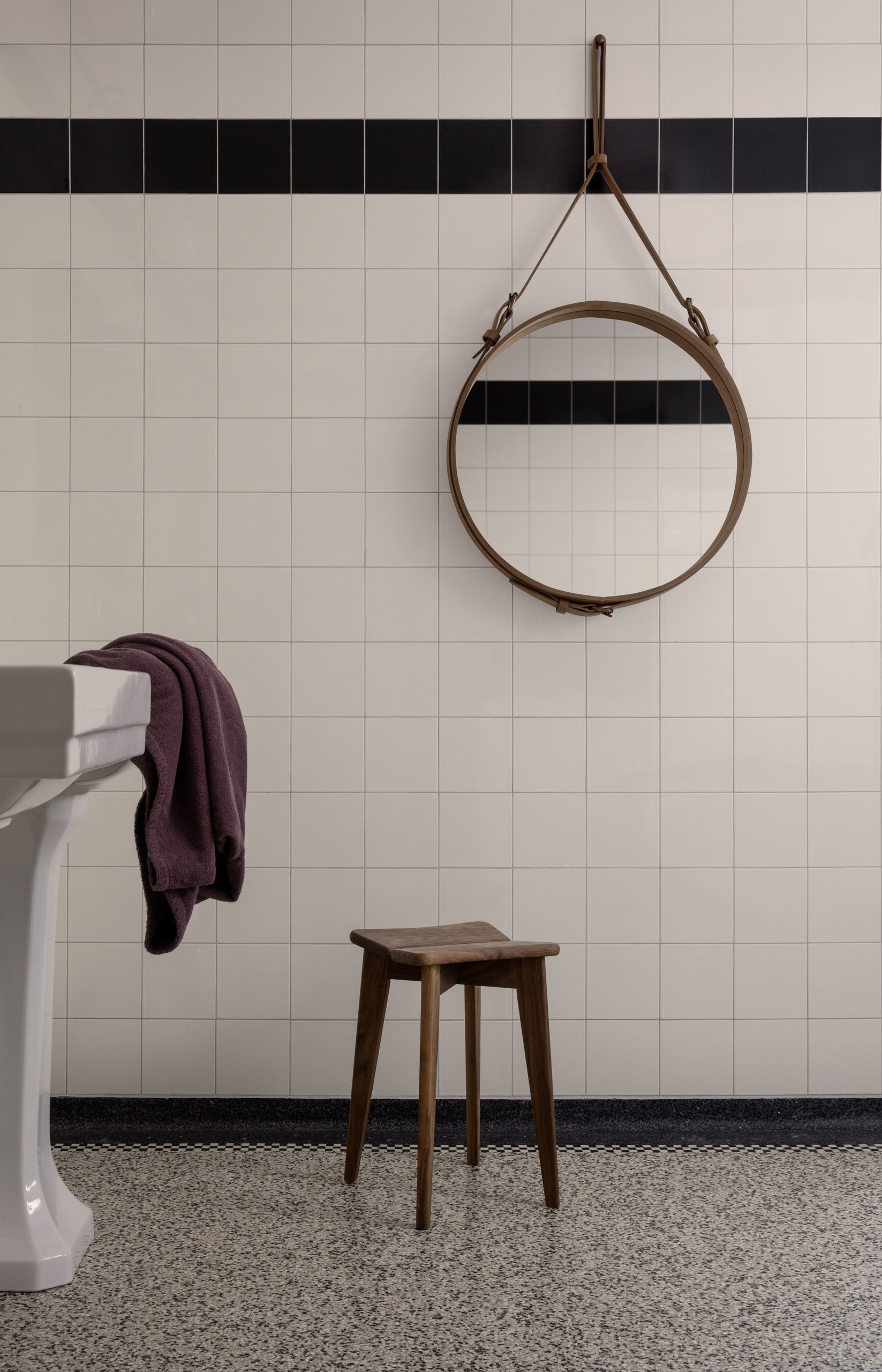 Trèfle Stool by GUBI shown in an interior setting