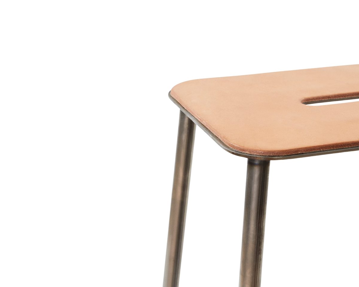 Adam Stool H50 — FRAMA (source: framacph.com)
