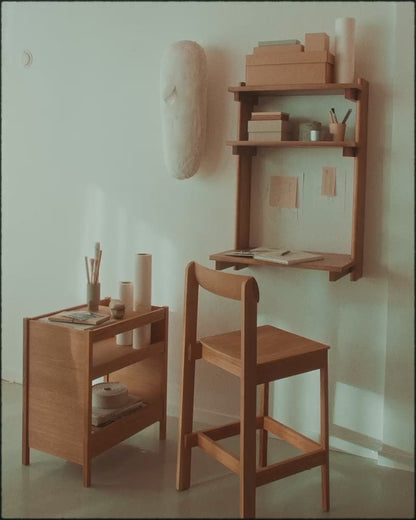 Blueprint Bar Chair 65, Oak — product video, source: formandrefine.com